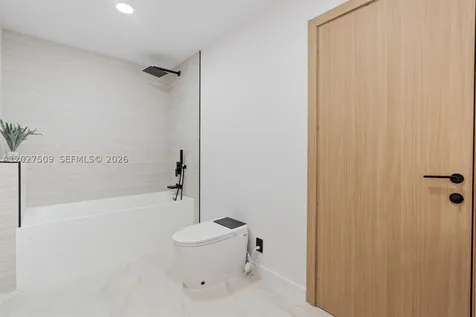 2110 NE 54th Street Fort Lauderdale FL 33308