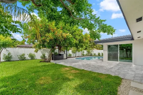 2110 NE 54th Street Fort Lauderdale FL 33308