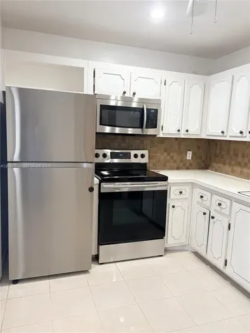 18900 NE 14th Avenue Miami FL 33179