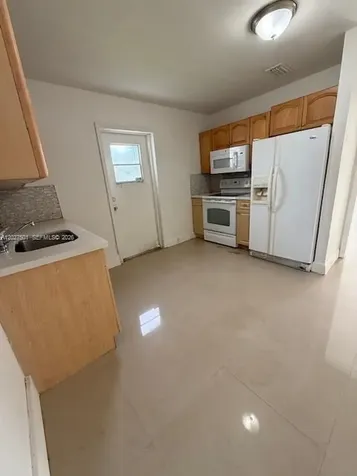 3700 SW 56th Avenue West Park FL 33023