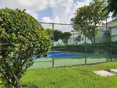 Doral FL 33166