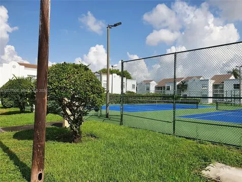 Doral FL 33166