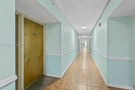 2075 SW 122nd Avenue Miami FL 33175