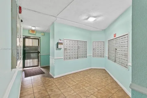 2075 SW 122nd Avenue Miami FL 33175