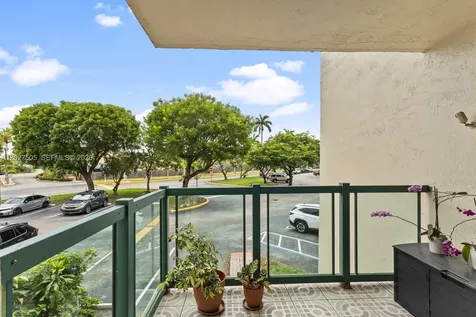 2075 SW 122nd Avenue Miami FL 33175