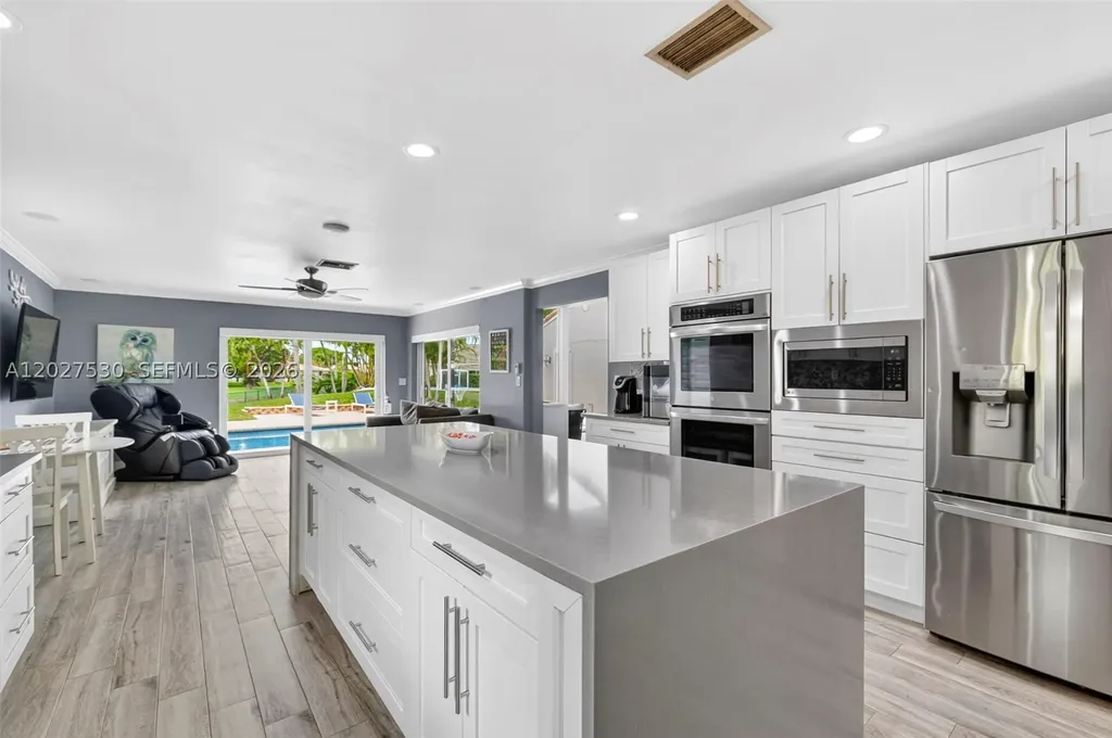 1860 NW 107th Terrace Coral Springs FL 33071