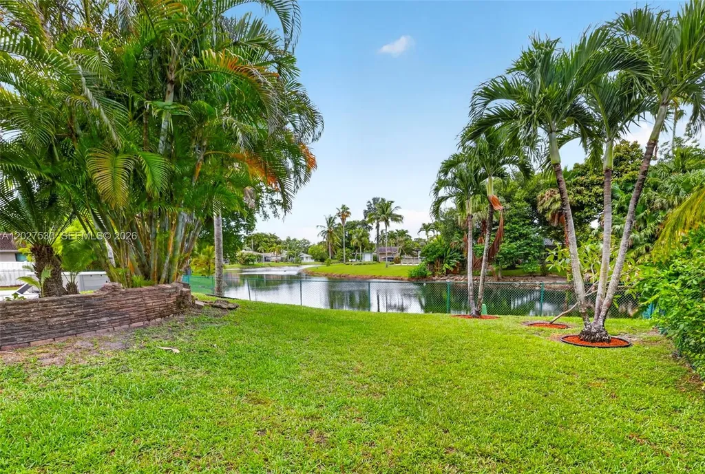 1860 NW 107th Terrace Coral Springs FL 33071