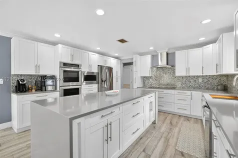 1860 NW 107th Terrace Coral Springs FL 33071