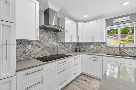 1860 NW 107th Terrace Coral Springs FL 33071