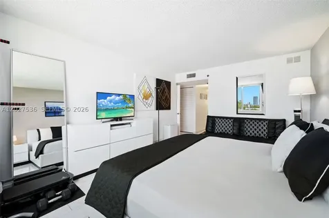 17890 W Dixie Highway North Miami Beach FL 33160