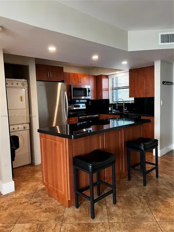 555 NE 30 Miami FL 33137