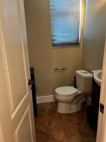 555 NE 30 Miami FL 33137