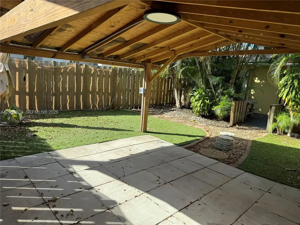406 SE 11th Court Fort Lauderdale FL 33316