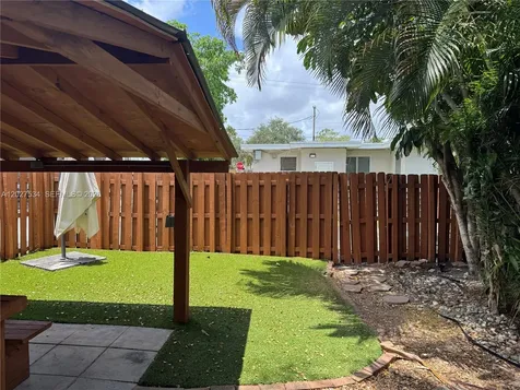 406 SE 11th Court Fort Lauderdale FL 33316