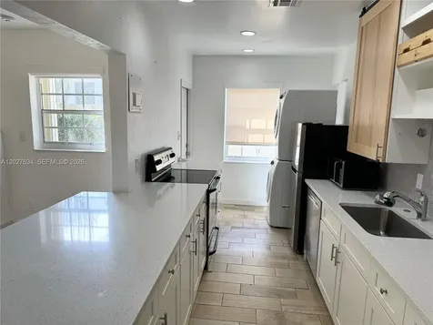 406 SE 11th Court Fort Lauderdale FL 33316