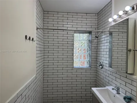 406 SE 11th Court Fort Lauderdale FL 33316
