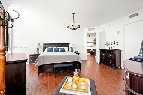 18201 Collins Avenue Sunny Isles Beach FL 33160