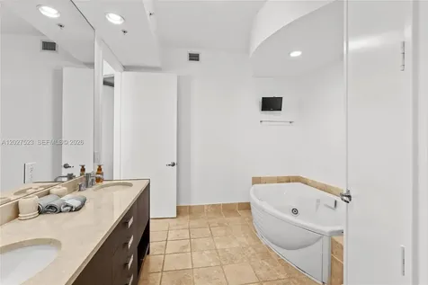 18201 Collins Avenue Sunny Isles Beach FL 33160