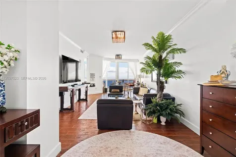 18201 Collins Avenue Sunny Isles Beach FL 33160