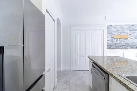 8360 NW 10th Street Miami FL 33126