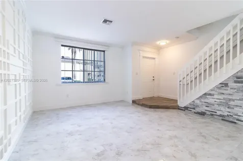 8360 NW 10th Street Miami FL 33126