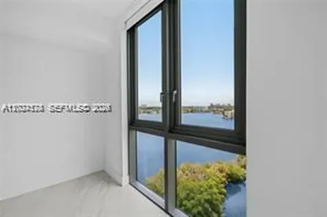 17111 Biscayne Boulevard North Miami Beach FL 33160