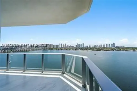 17111 Biscayne Boulevard North Miami Beach FL 33160