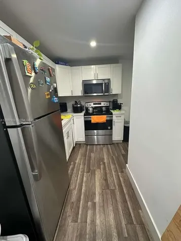 685 SW 7th Terrace Dania Beach FL 33004