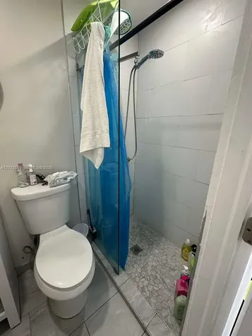 685 SW 7th Terrace Dania Beach FL 33004
