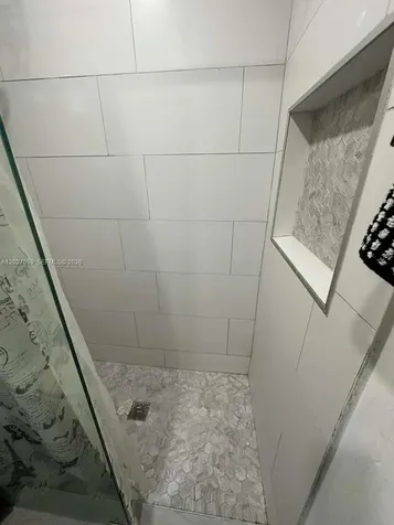 685 SW 7th Terrace Dania Beach FL 33004
