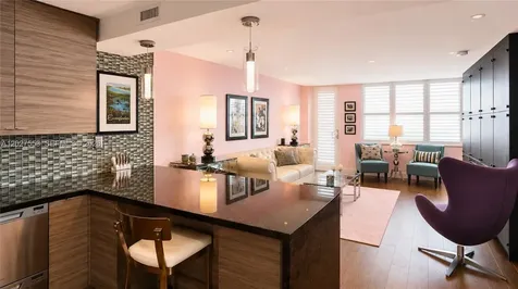 100 Lincoln Road Miami Beach FL 33139