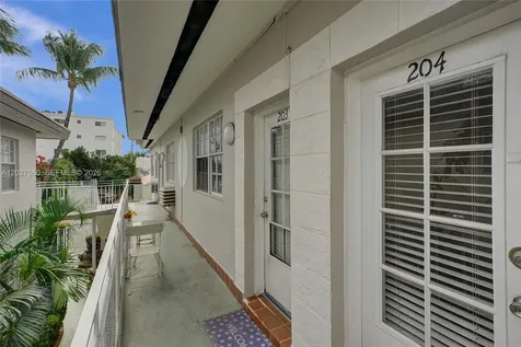 717 Espanola Way Miami Beach FL 33139
