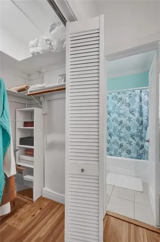 717 Espanola Way Miami Beach FL 33139