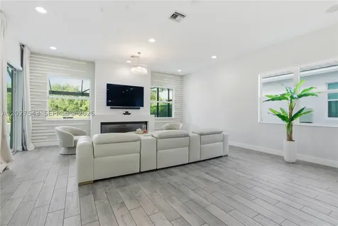 15943 Whippoorwill Circle Westlake FL 33470