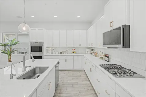 15943 Whippoorwill Circle Westlake FL 33470