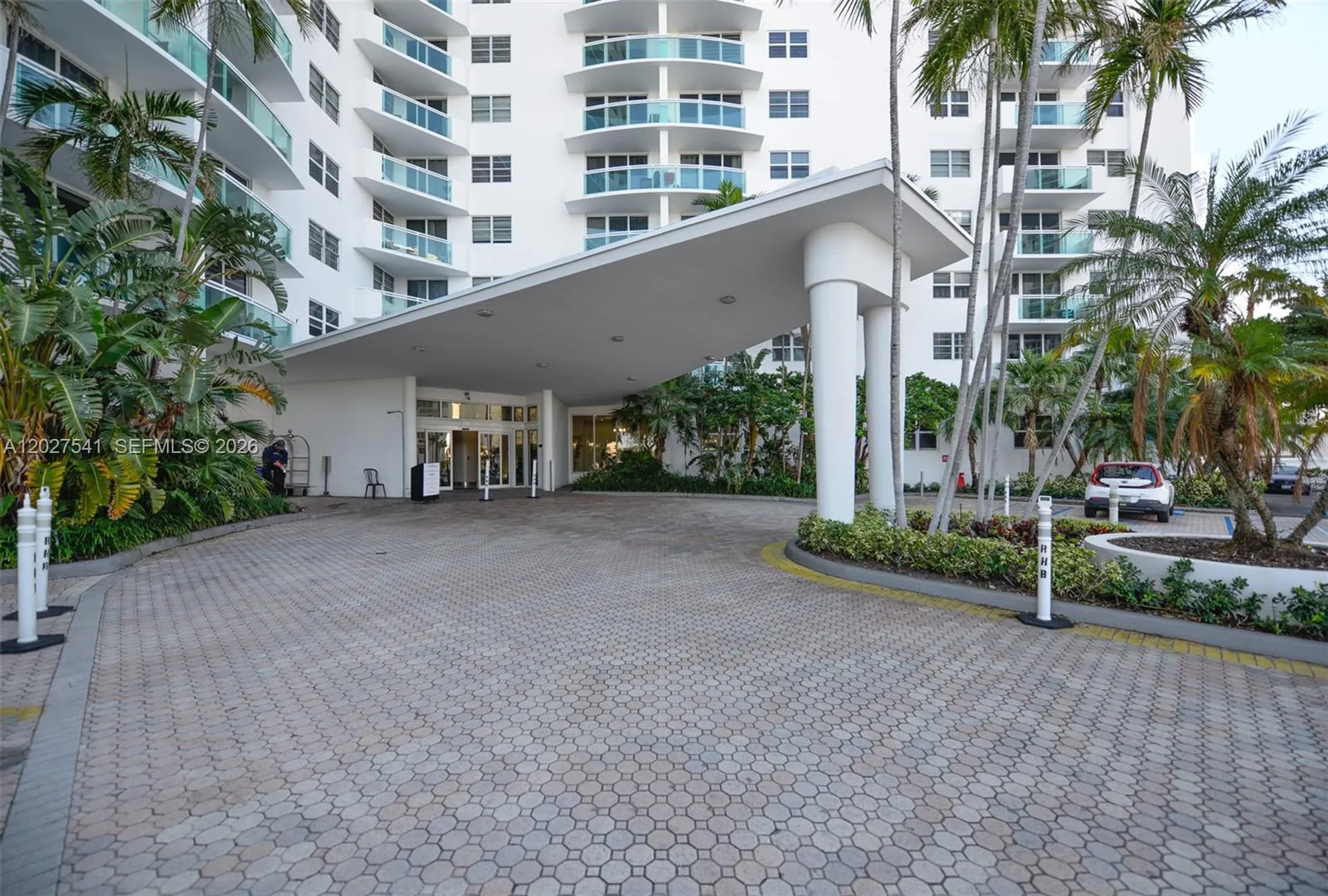 3001 S Ocean Drive Hollywood FL 33019