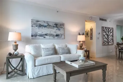 3001 S Ocean Drive Hollywood FL 33019
