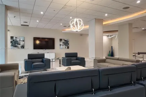 3001 S Ocean Drive Hollywood FL 33019
