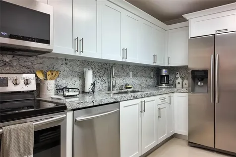 3001 S Ocean Drive Hollywood FL 33019