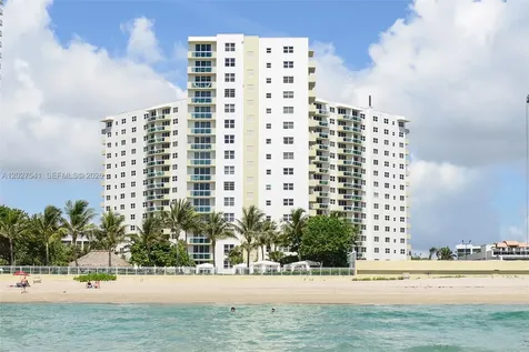 3001 S Ocean Drive Hollywood FL 33019