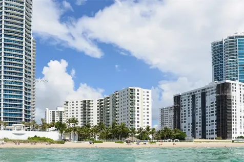 3001 S Ocean Drive Hollywood FL 33019