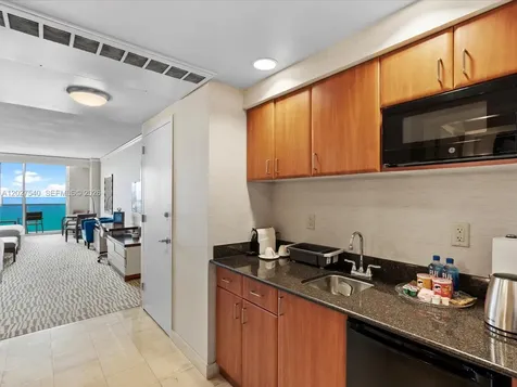 18001 Collins Avenue Sunny Isles Beach FL 33160