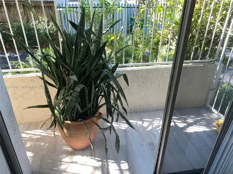 5838 SW 74th Terrace South Miami FL 33143