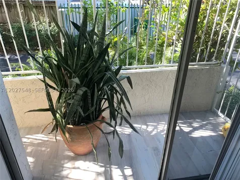 5838 SW 74th Terrace South Miami FL 33143