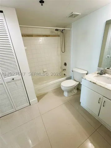 1200 Brickell Bay Drive Miami FL 33131
