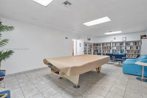 20400 W Country Club Drive Aventura FL 33180