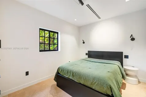 1225 Alhambra Circle Coral Gables FL 33134