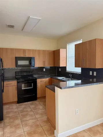 1498 SE 25th Avenue Homestead FL 33035