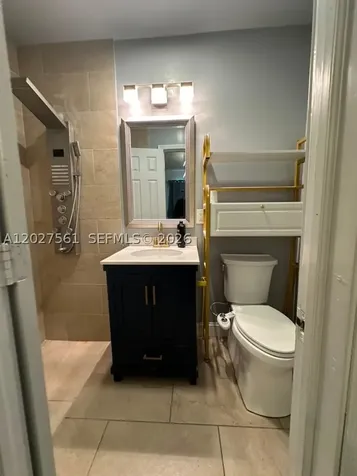 1090 W 60th Street Hialeah FL 33012