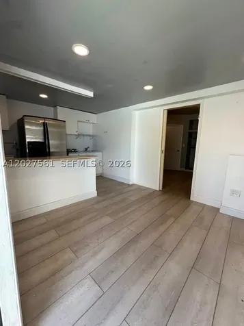 1090 W 60th Street Hialeah FL 33012